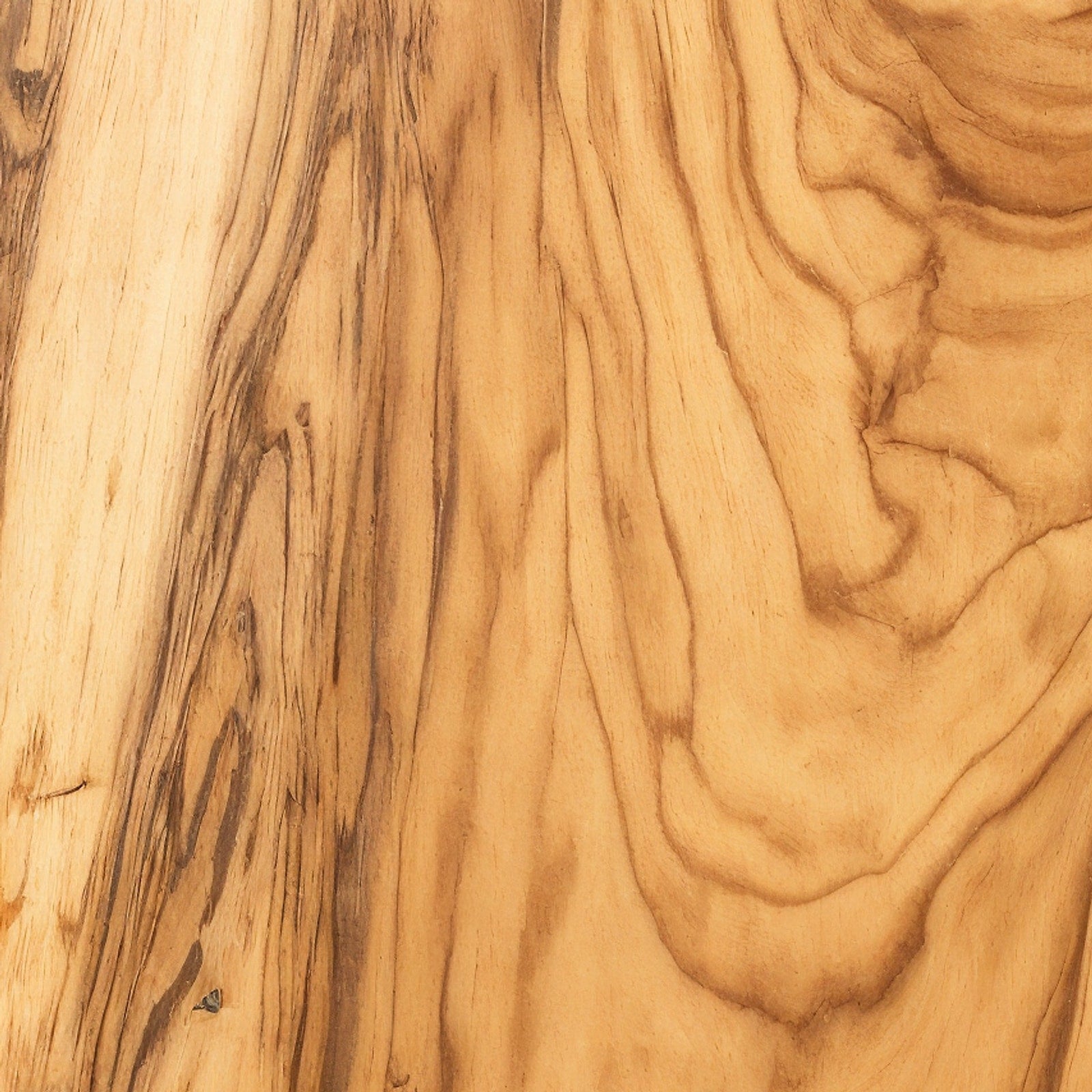 Tabla de corte de olivo Meberant — detalle macro del grano